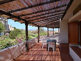 Capo Ceraso Family Residence