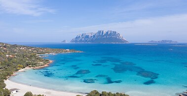 Capo Ceraso Family Residence