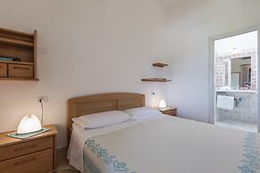 Capo Ceraso Family Residence