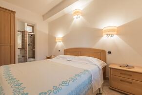 Capo Ceraso Family Residence