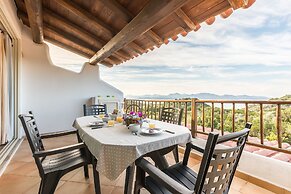 Capo Ceraso Family Residence