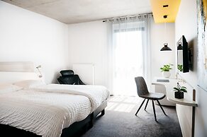 Logis Hôtel Au Lion Rouge