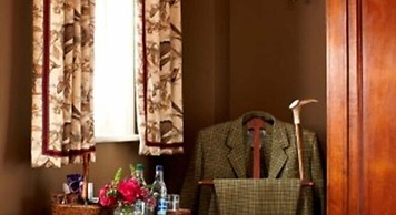 The Stag and Huntsman