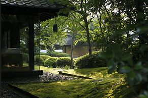 KATSURAGI Hotel Kitanomaru