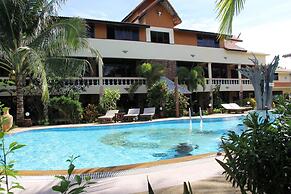 Laguna Beach Club Resort