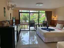 Laguna Beach Club Resort