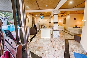 Laguna Beach Club Resort