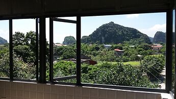 Limestone View Homestay