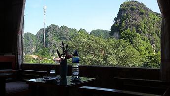 Limestone View Homestay