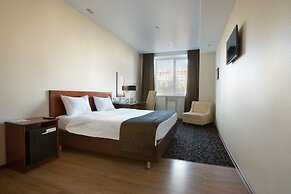 Benefit Plaza Congress Hotel