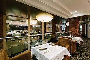 Benefit Plaza Congress Hotel