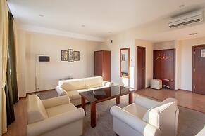 Benefit Plaza Congress Hotel