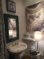 John Thomas Bed and Bath