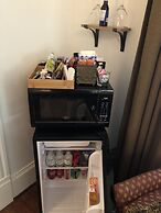 John Thomas Bed and Bath