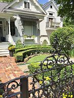 John Thomas Bed and Bath