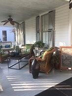 John Thomas Bed and Bath