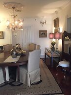 John Thomas Bed and Bath