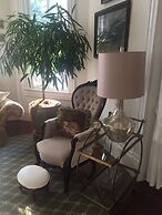 John Thomas Bed and Bath