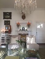 John Thomas Bed and Bath