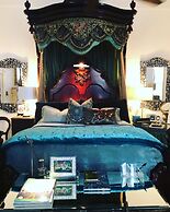 John Thomas Bed and Bath