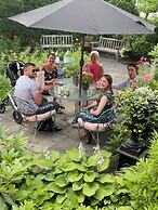 The Village Inn of Woodstock