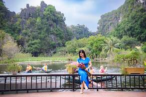 Tam Coc Bungalow