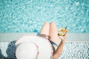 Toparadis Guest House