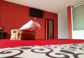 Hotel & Suites Cerro Rojo