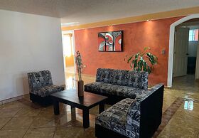 Hotel & Suites Cerro Rojo