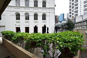 Beautiful Apartment With Patio