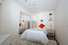 Beautiful Apartment With Patio