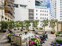 Beautiful Apartment With Patio