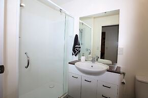 Beautiful Apartment With Patio