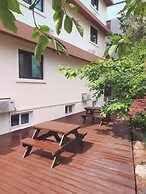 Gyeongpodae The Hotel Business