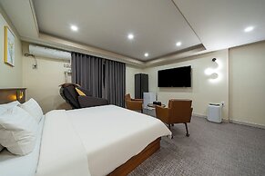 Hotel Yaja Jecheon Station
