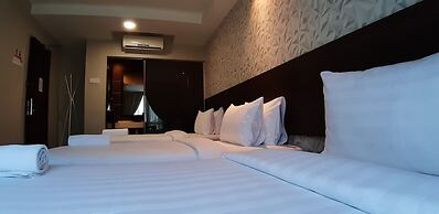 MIICO Hotel @ Mount Austin