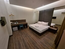 MIICO Hotel @ Mount Austin