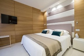 Metropol Ceccarini Suite - Luxury apartments