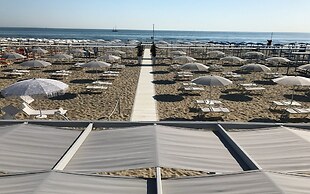 Metropol Ceccarini Suite - Luxury apartments