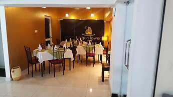 Deluxe 4BR Penthouse By Unique Towers