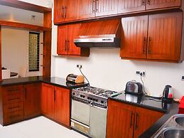 Deluxe 4BR Penthouse By Unique Towers