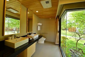 Bear Forest Villa