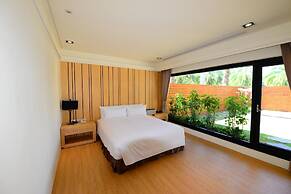 Bear Forest Villa