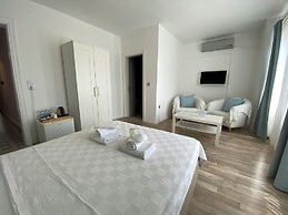 Alicante Hotel - Adults Only