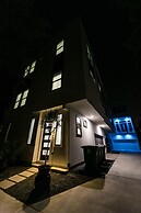 Montrose Guesthouse Suites