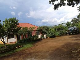 Nakoosi Eco Lodge & Backpackers