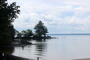 Glen Garry Motel and Cottages