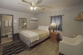 Glen Garry Motel and Cottages