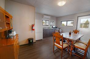 Glen Garry Motel and Cottages