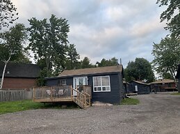 Glen Garry Motel and Cottages